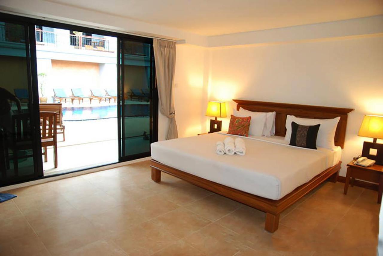 Bodega Phuket Patong (Adults Only) Hostel Ngoại thất bức ảnh